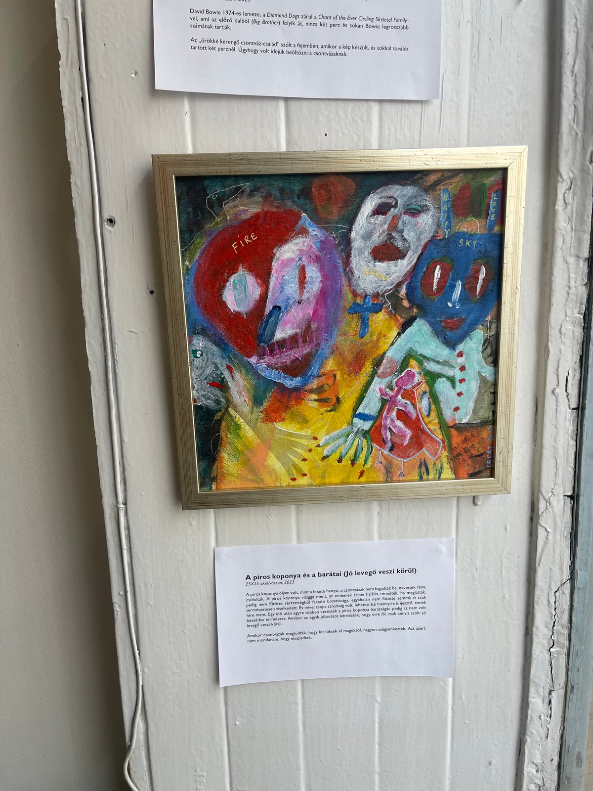Legát Tibor’s A piros koponya és a barátai, a colourful expressive acrylic painting with grotesque skeleton and skull figures